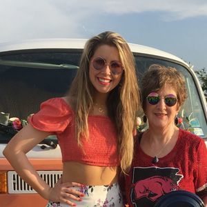 Meet your Posher, Kelli